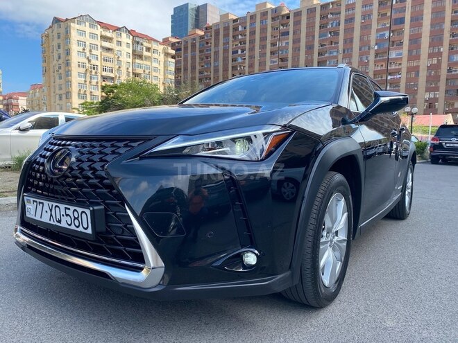 Lexus UX 250h