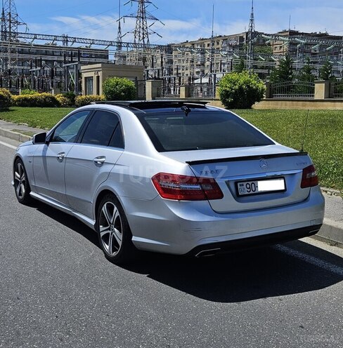 Mercedes E 350 d 2010, 258,000 km - 3.0 л - Bakı