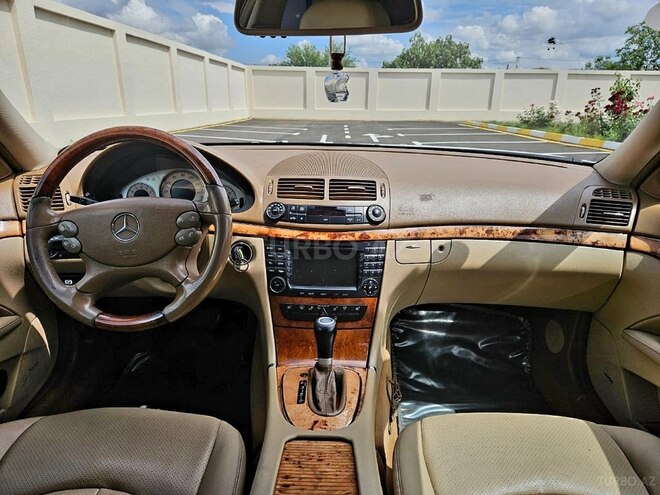 Mercedes E 350