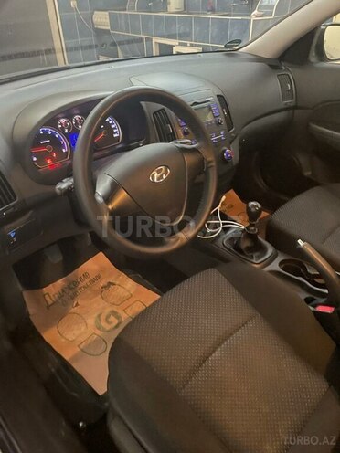 Hyundai i30 2009, 260,000 km - 1.4 l - Gəncə