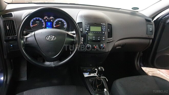 Hyundai i30 2009, 260,000 km - 1.4 l - Gəncə
