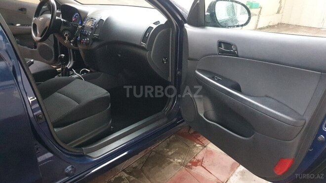Hyundai i30 2009, 260,000 km - 1.4 l - Gəncə