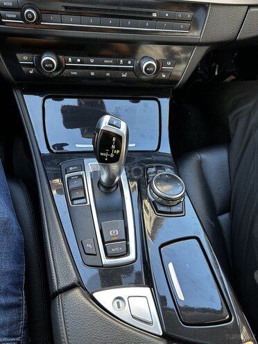 BMW 520 2014, 205,000 km - 2.0 л - Bakı