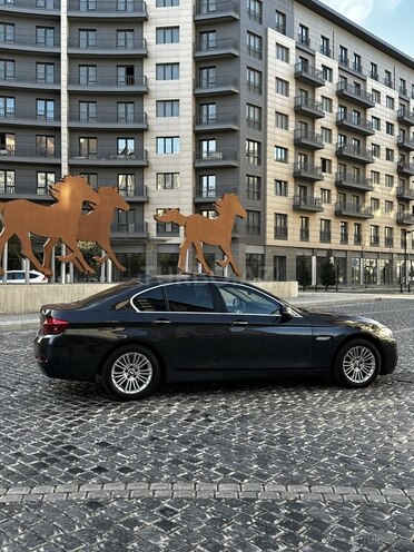 BMW 520 2014, 205,000 km - 2.0 л - Bakı