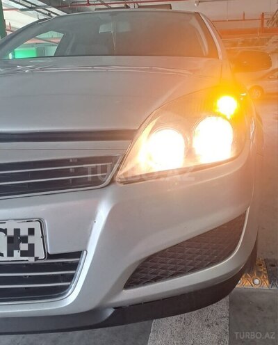 Opel Astra 2009, 185,000 km - 1.4 l - Bakı