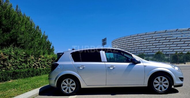 Opel Astra 2009, 185,000 km - 1.4 l - Bakı