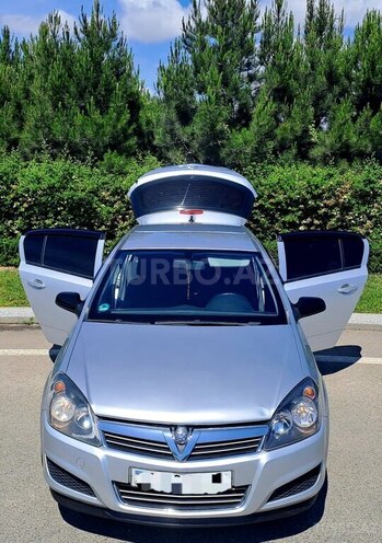 Opel Astra 2009, 185,000 km - 1.4 l - Bakı