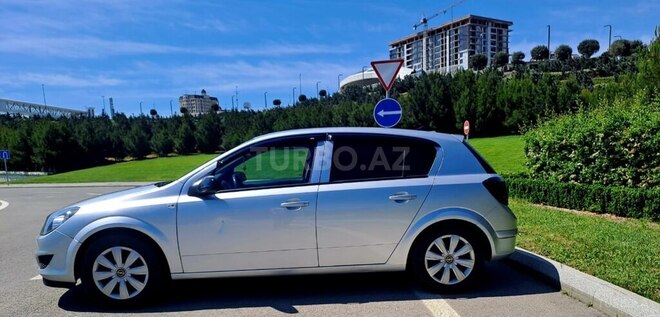 Opel Astra 2009, 185,000 km - 1.4 l - Bakı