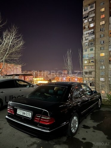 Mercedes E 320 1999, 452,460 km - 3.2 л - Bakı
