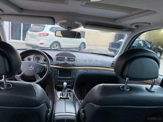 Mercedes E 240 2003, 285,000 km - 2.4 l - Bakı