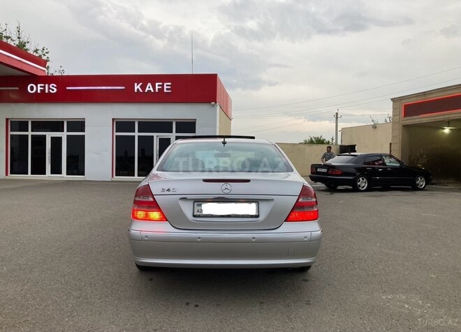 Mercedes E 240 2003, 285,000 km - 2.4 l - Bakı