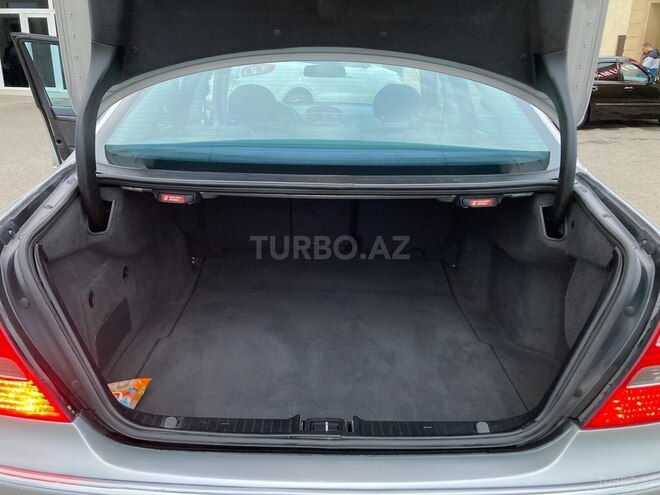 Mercedes E 240 2003, 285,000 km - 2.4 l - Bakı