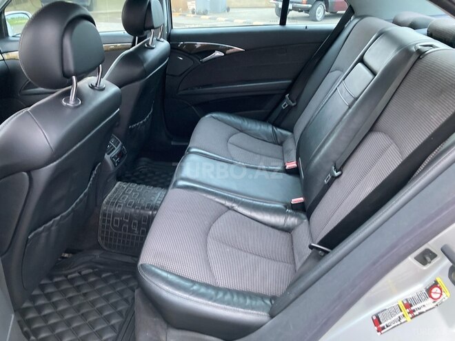 Mercedes E 240 2003, 285,000 km - 2.4 l - Bakı