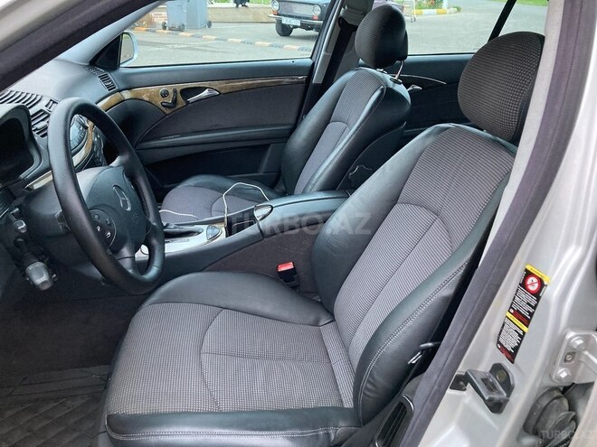 Mercedes E 240 2003, 285,000 km - 2.4 l - Bakı