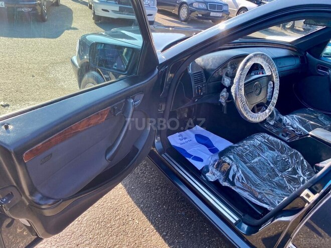 Mercedes C 240 1998, 300,000 km - 2.4 л - Bakı