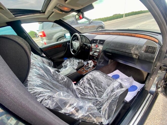 Mercedes C 240 1998, 300,000 km - 2.4 л - Bakı