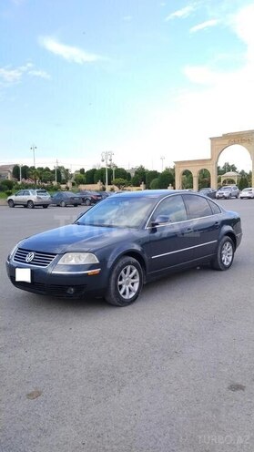 Volkswagen Passat 2004, 230,201 km - 1.8 l - Bərdə