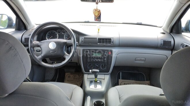 Volkswagen Passat 2004, 230,201 km - 1.8 l - Bərdə