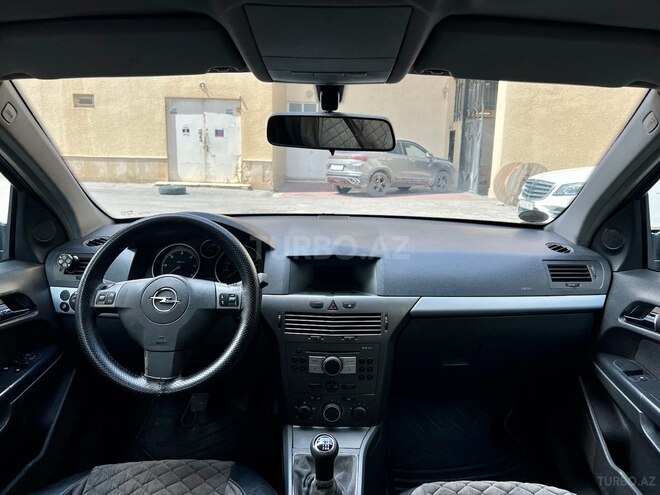 Opel Astra 2005, 214,000 km - 1.3 l - Bakı