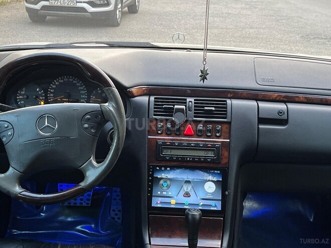Mercedes E 240 2001, 362,800 km - 2.4 l - Sumqayıt