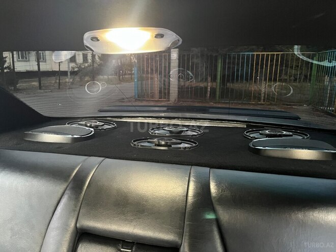 Mercedes E 240 2001, 362,800 km - 2.4 l - Sumqayıt