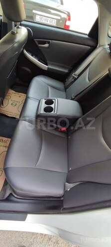Toyota Prius 2015, 140,496 km - 1.8 л - Bakı