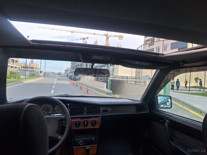 Mercedes 190 1991, 300,366 km - 2.0 l - Sumqayıt