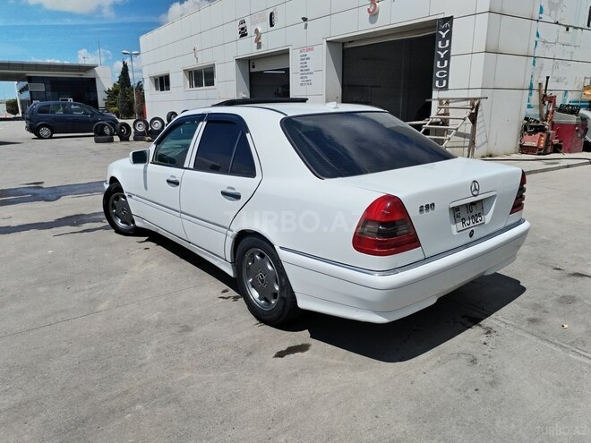 Mercedes C 230 1997, 213,456 km - 2.3 l - Xırdalan