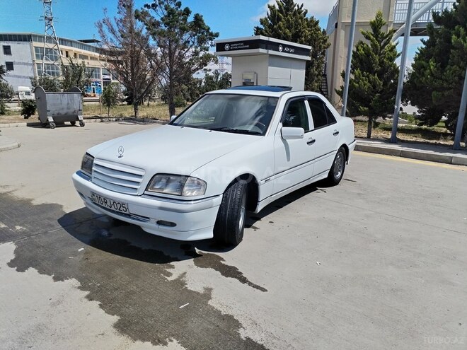Mercedes C 230 1997, 213,456 km - 2.3 l - Xırdalan