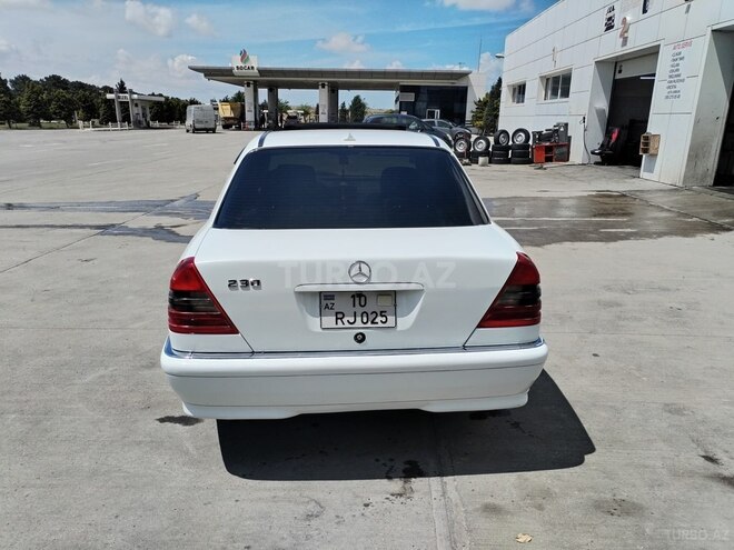 Mercedes C 230 1997, 213,456 km - 2.3 l - Xırdalan