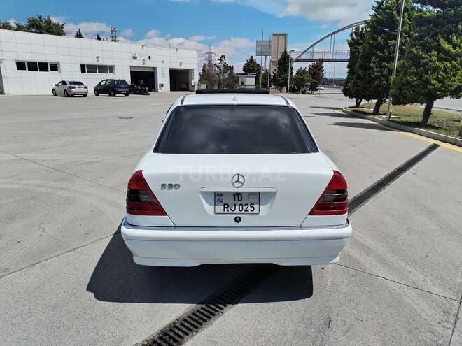 Mercedes C 230 1997, 213,456 km - 2.3 l - Xırdalan