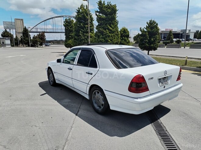 Mercedes C 230 1997, 213,456 km - 2.3 l - Xırdalan