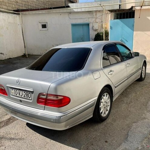 Mercedes E 240 1999, 284,000 km - 2.4 l - Tərtər