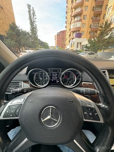 Mercedes ML 350 4MATIC 2011, 230,000 km - 3.5 l - Bakı
