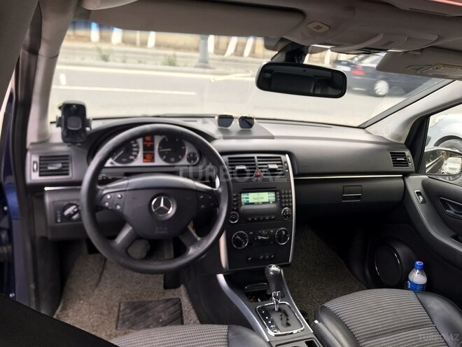 Mercedes B 180 2009, 213,550 km - 2.0 l - Bakı