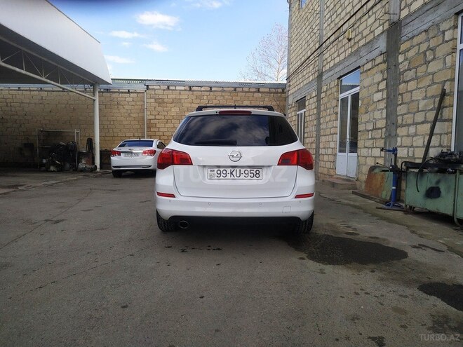 Opel Astra 2011, 390,000 km - 1.3 л - Bakı
