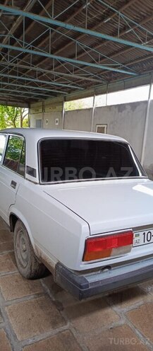 LADA (VAZ) 2107 2005, 350,000 km - 1.6 l - Salyan