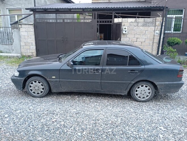 Mercedes C 180 1997, 570,000 km - 1.8 л - Qusar