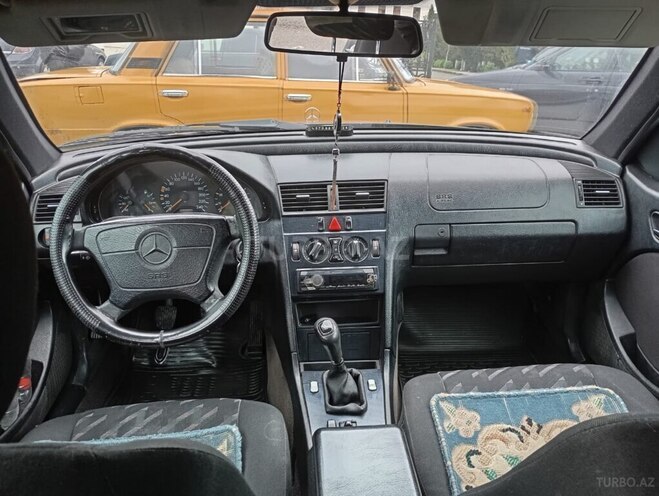 Mercedes C 180 1997, 570,000 km - 1.8 л - Qusar