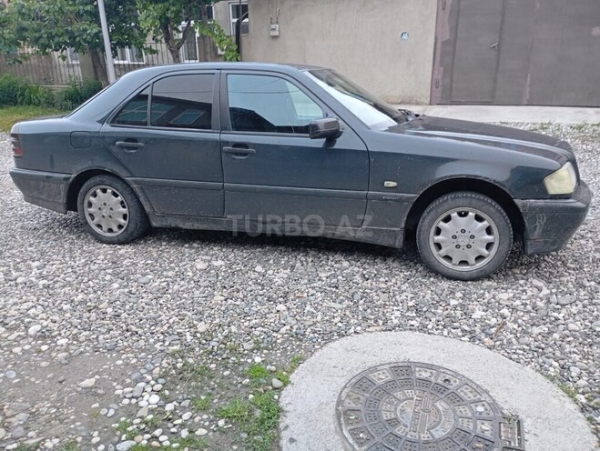 Mercedes C 180 1997, 570,000 km - 1.8 л - Qusar