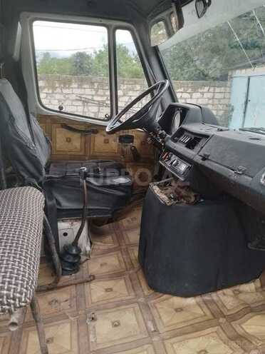 Mercedes 208 D 1993, 200,000 km - 2.3 l - Bərdə