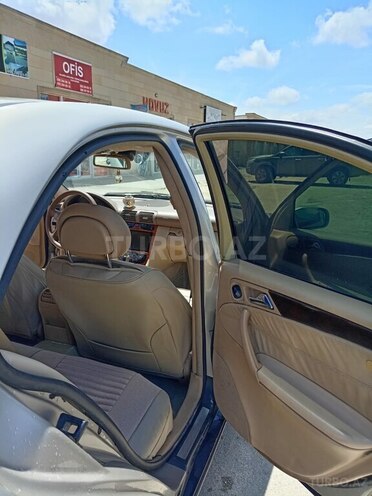 Mercedes C 240 2000, 120,000 km - 2.4 l - Bakı