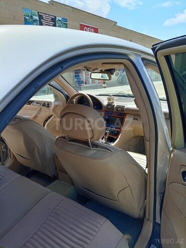 Mercedes C 240 2000, 120,000 km - 2.4 l - Bakı