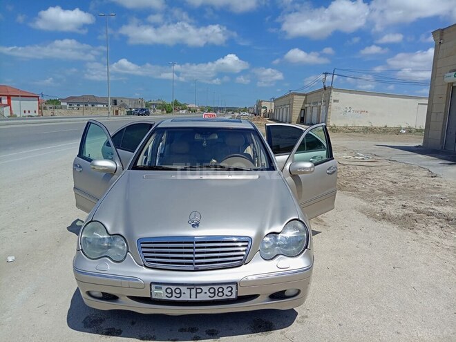 Mercedes C 240 2000, 120,000 km - 2.4 l - Bakı