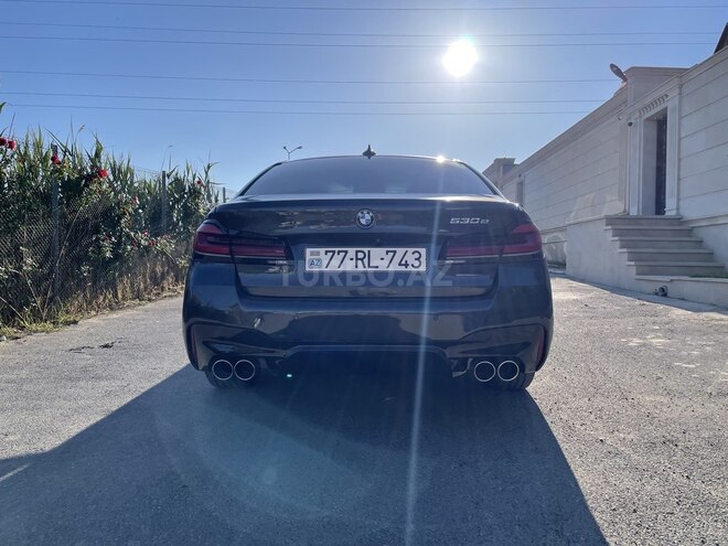 BMW 530e