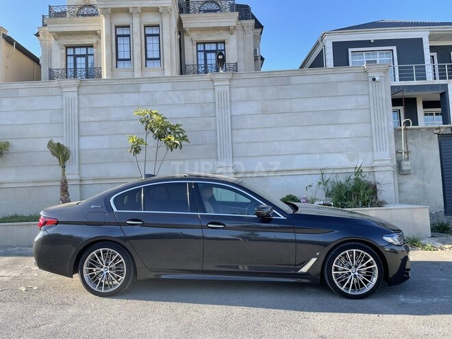 BMW 530e