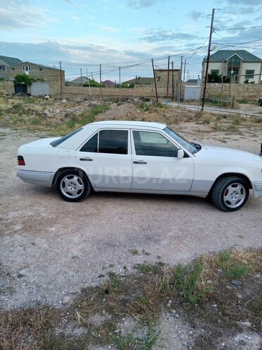 Mercedes E 200 1995, 610,000 km - 2.0 l - Bakı