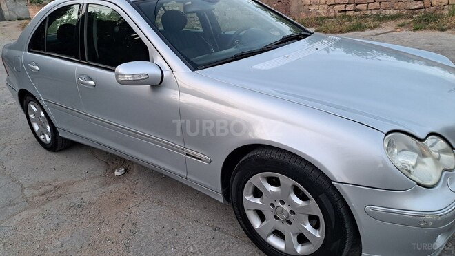 Mercedes C 230 2005, 273,000 km - 2.5 l - Bakı