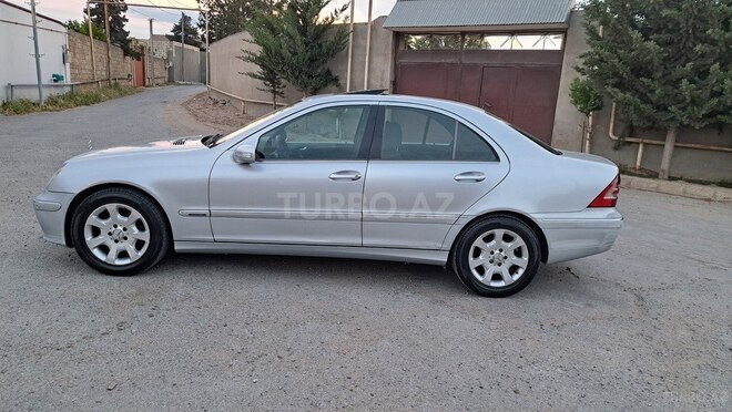 Mercedes C 230 2005, 273,000 km - 2.5 l - Bakı