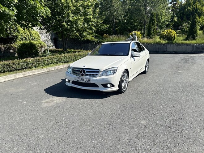 Mercedes C 300 2010, 277,300 km - 3.0 l - Zaqatala